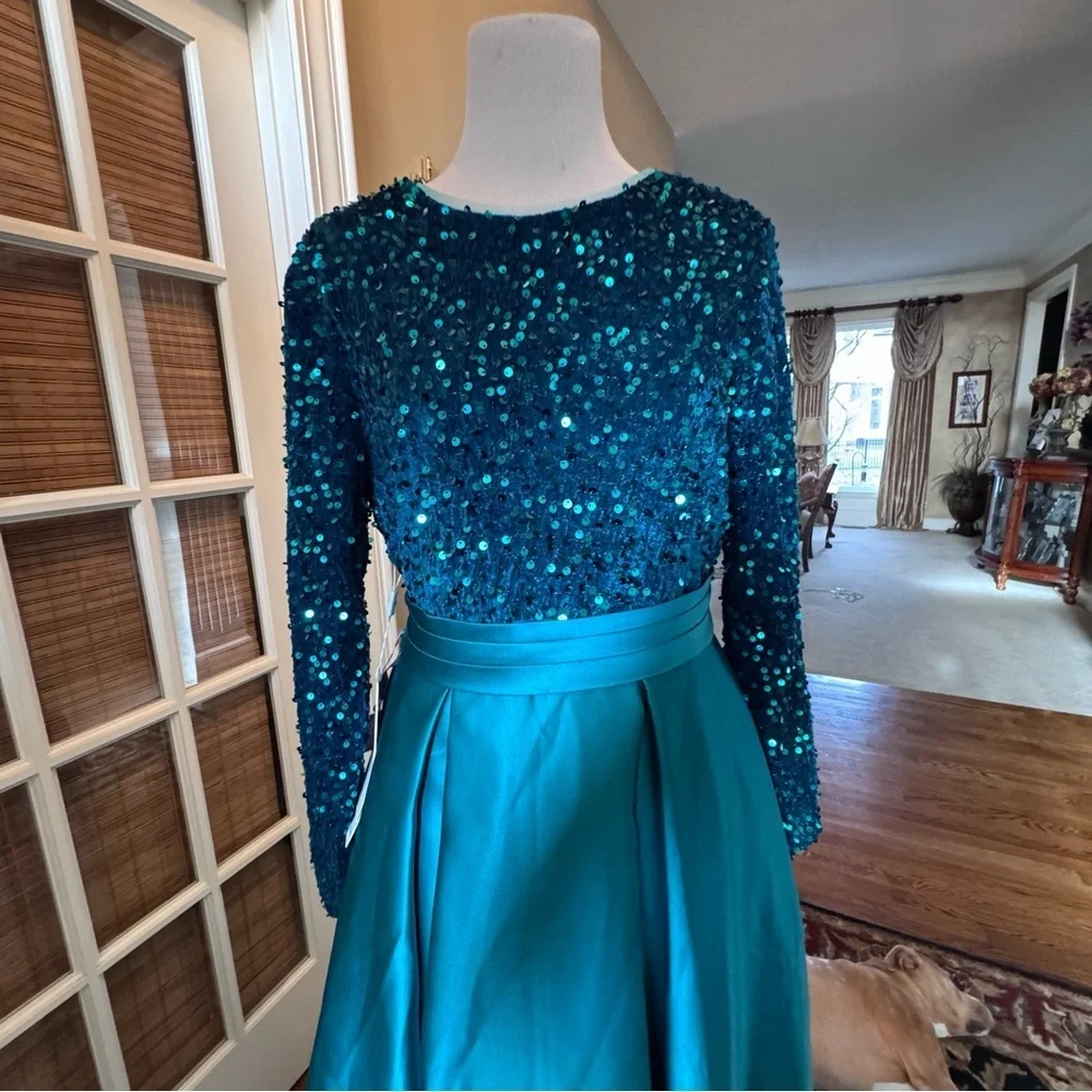 Girls Junior Formal Dress long-sleeve satin gown sequin bodice sash bow size 16